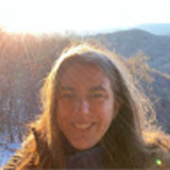 Meet your Posher, Brooke - Picture 1 of 1